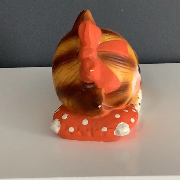 Kitschy Kitten Decor Item - Picture 3 of 6